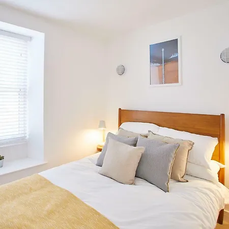 בית נופש Host & - Harbour סטיית'ס